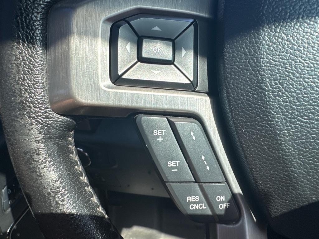 Ford F-150 2WD SuperCrew 157" King Ranch 2015