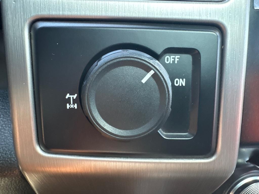 Ford F-150 2WD SuperCrew 157" King Ranch 2015