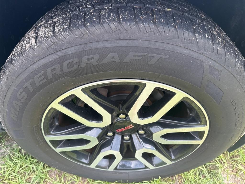 GMC Yukon XL 2WD 4dr SLT 2018