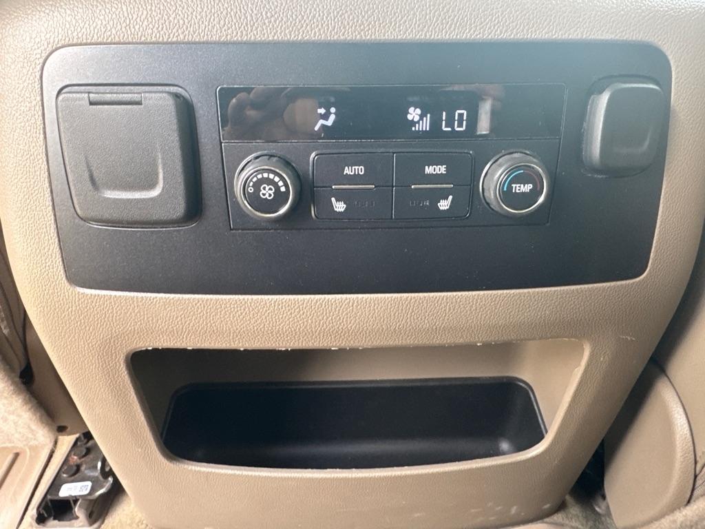 GMC Yukon XL 2WD 4dr SLT 2018