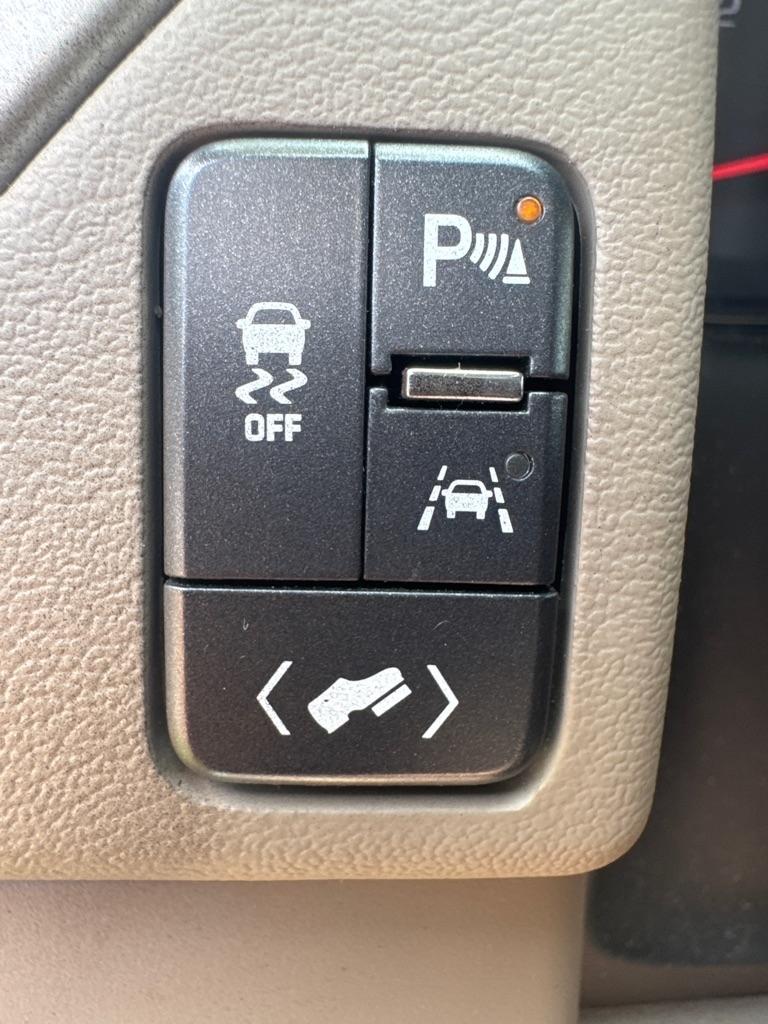 GMC Yukon XL 2WD 4dr SLT 2018
