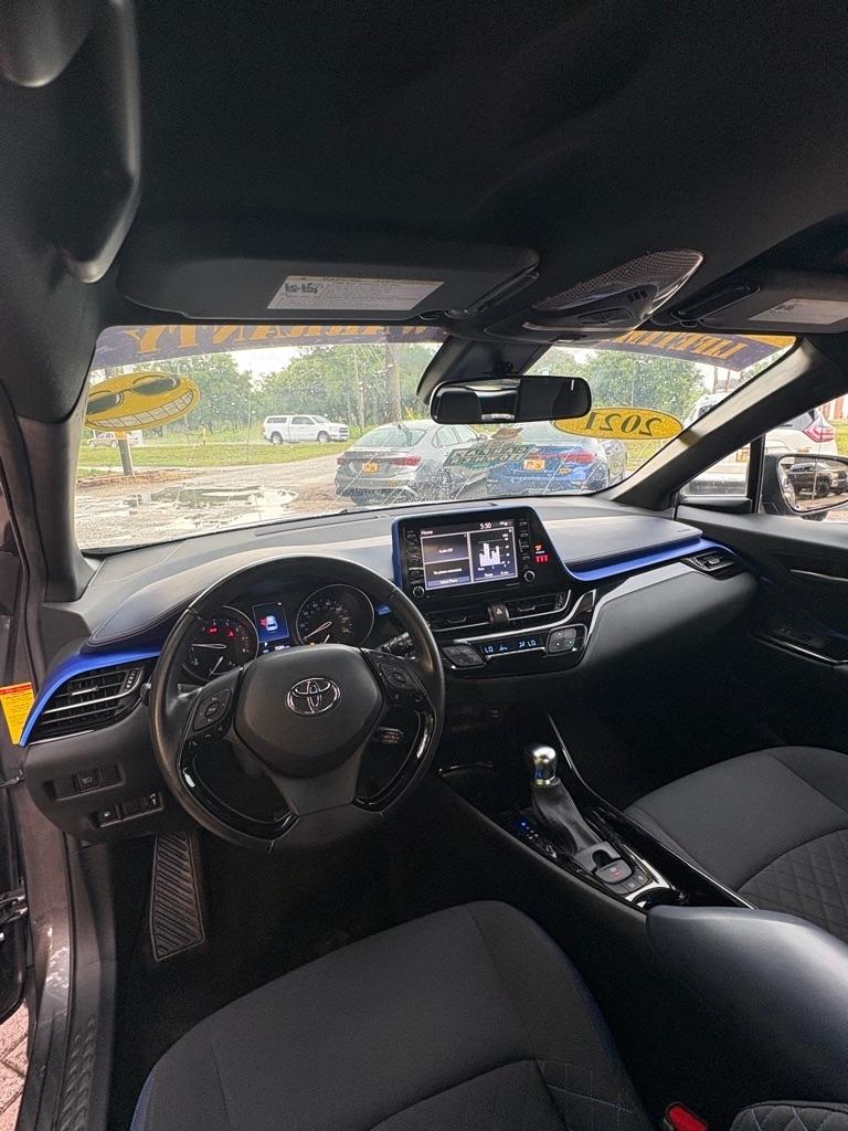 Toyota C-HR Nightshade FWD (Natl) 2021