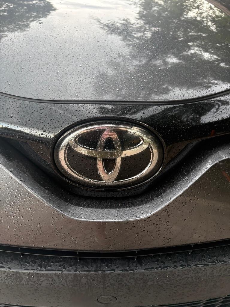 Toyota C-HR Nightshade FWD (Natl) 2021