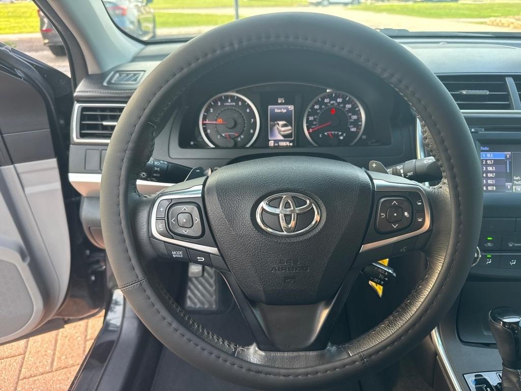 Toyota Camry XLE Auto (Natl) 2017