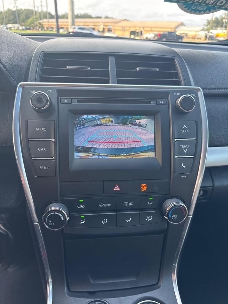 Toyota Camry XLE Auto (Natl) 2017