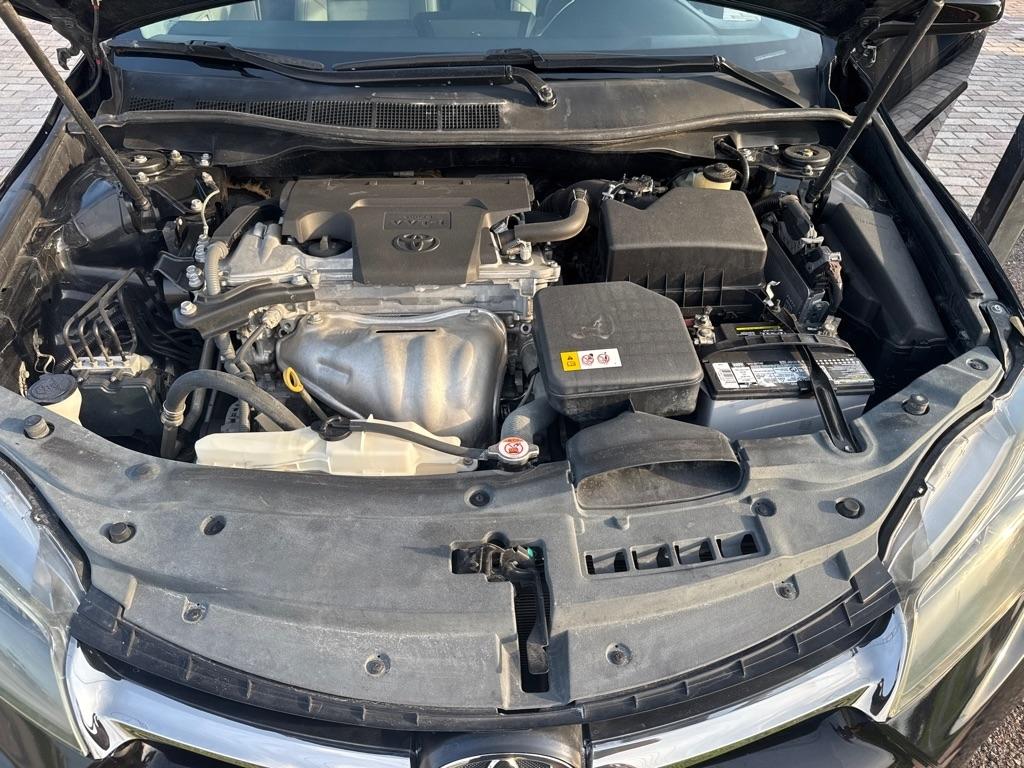 Toyota Camry XLE Auto (Natl) 2017
