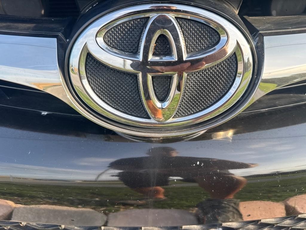 Toyota Camry XLE Auto (Natl) 2017