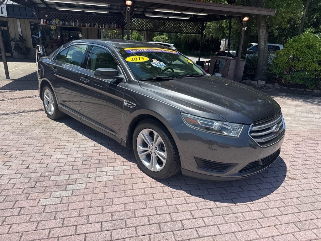 2015 Ford Taurus 4dr Sdn SE FWD