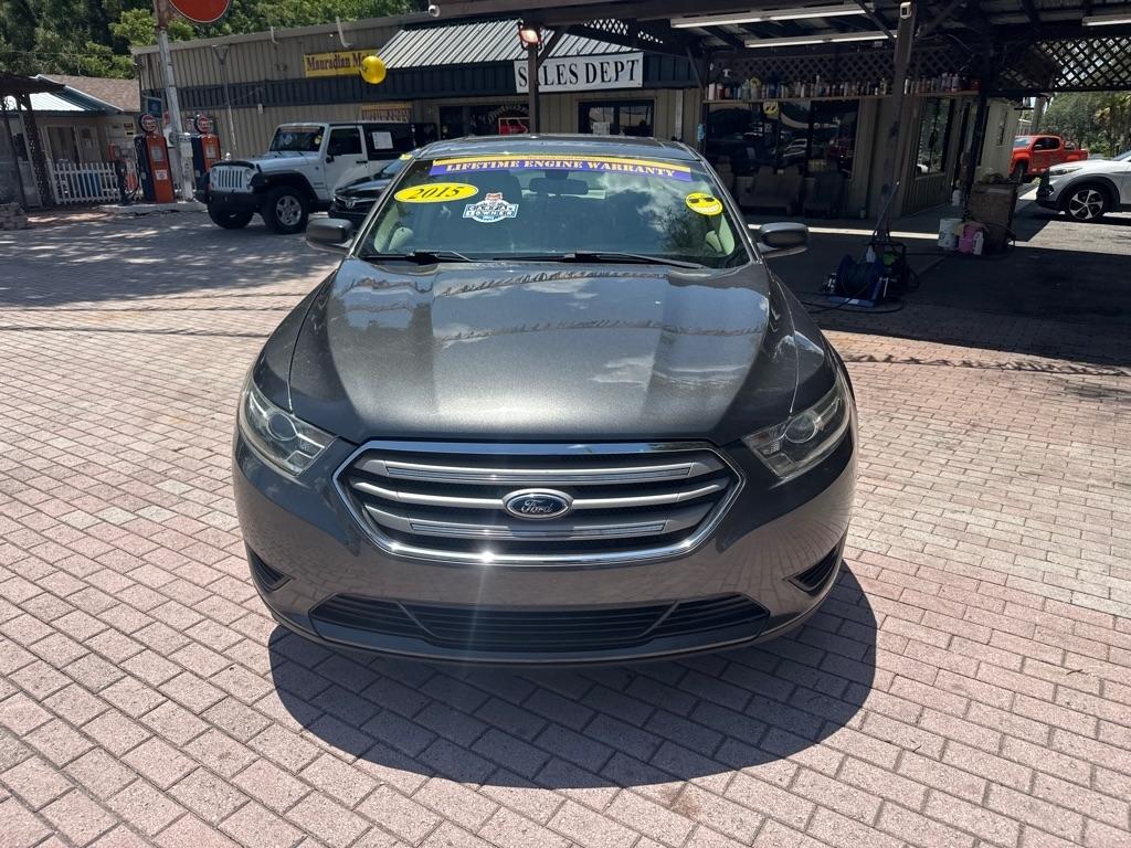 Ford Taurus 4dr Sdn SE FWD 2015
