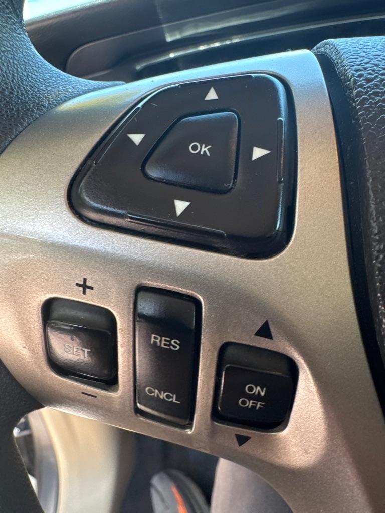 Ford Taurus 4dr Sdn SE FWD 2015