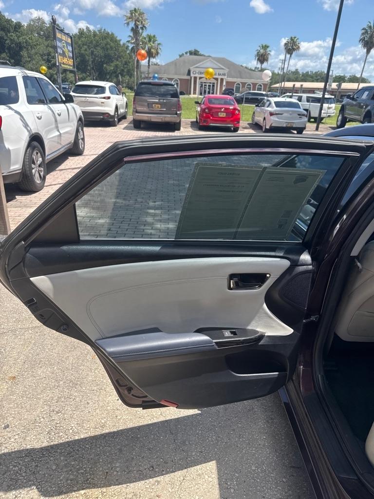 Toyota Avalon 4dr Sdn XLE Premium (Natl) 2013