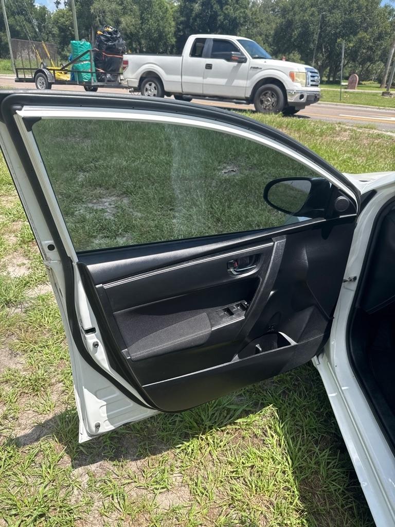 Toyota Corolla XLE CVT (Natl) 2018