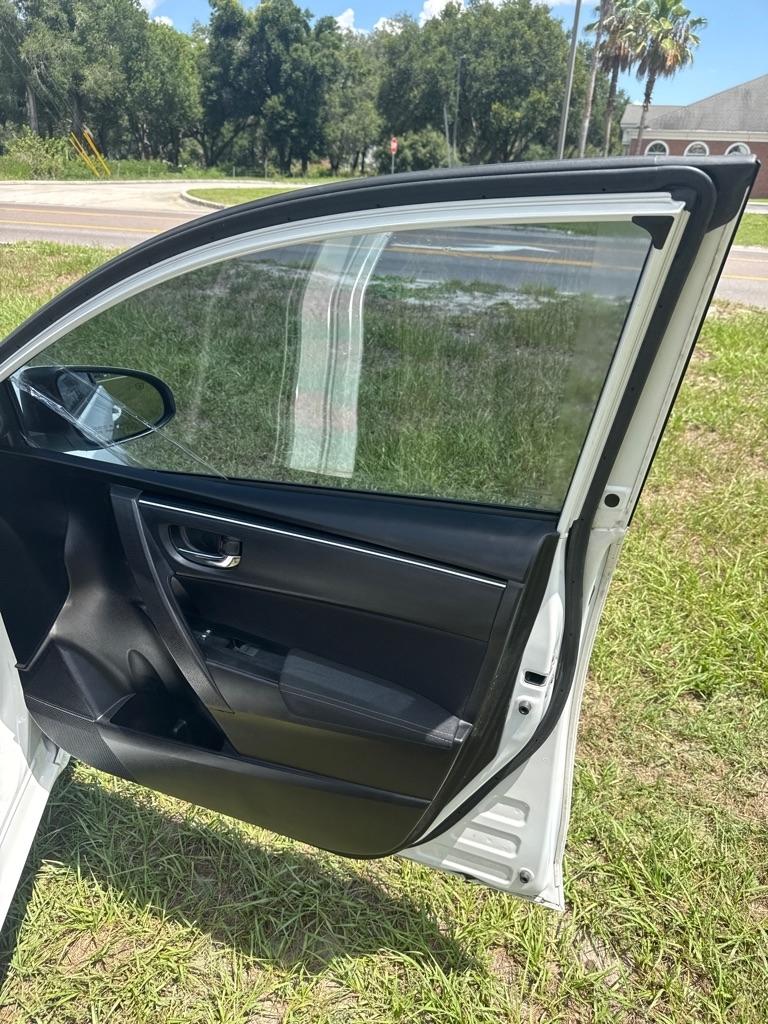 Toyota Corolla XLE CVT (Natl) 2018