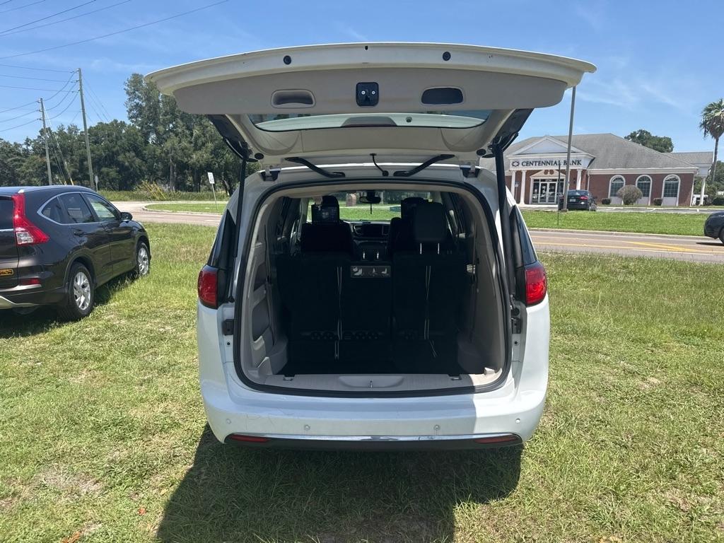Chrysler Pacifica Touring L Plus FWD 2018