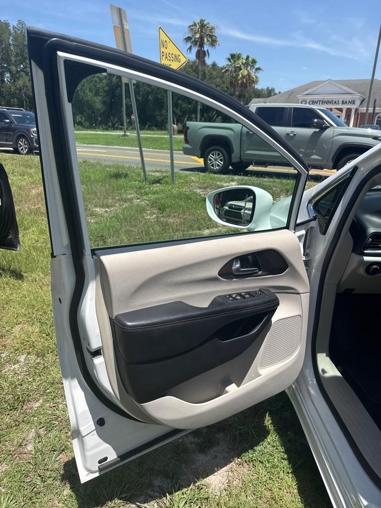 Chrysler Pacifica Touring L Plus FWD 2018