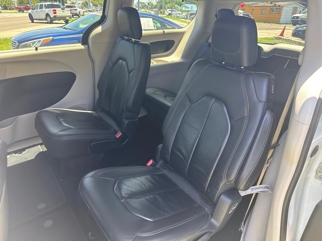 Chrysler Pacifica Touring L Plus FWD 2018