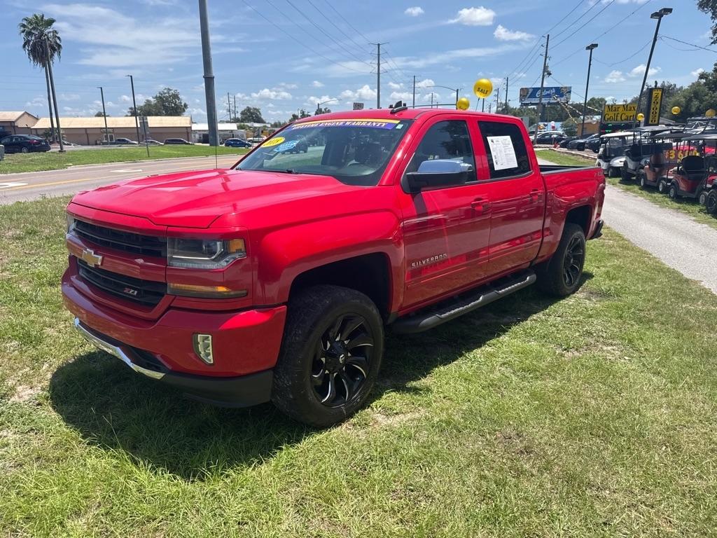 Chevrolet Silverado 1500 4WD Crew Cab 143.5" LT w/2LT 2018