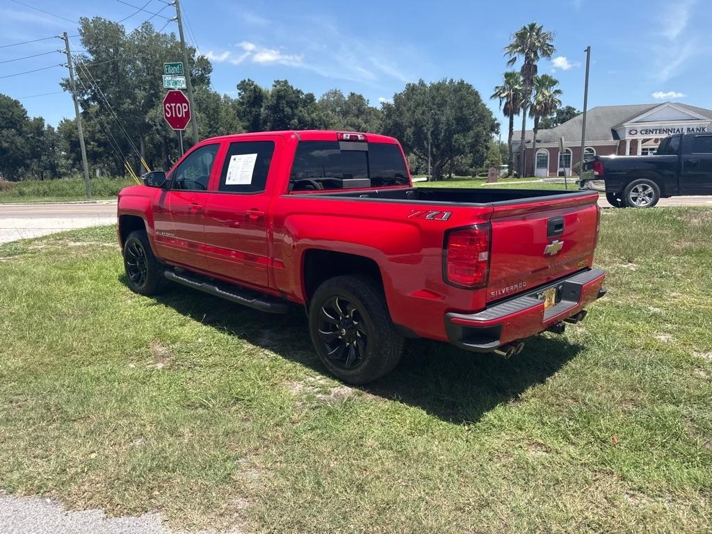 Chevrolet Silverado 1500 4WD Crew Cab 143.5" LT w/2LT 2018