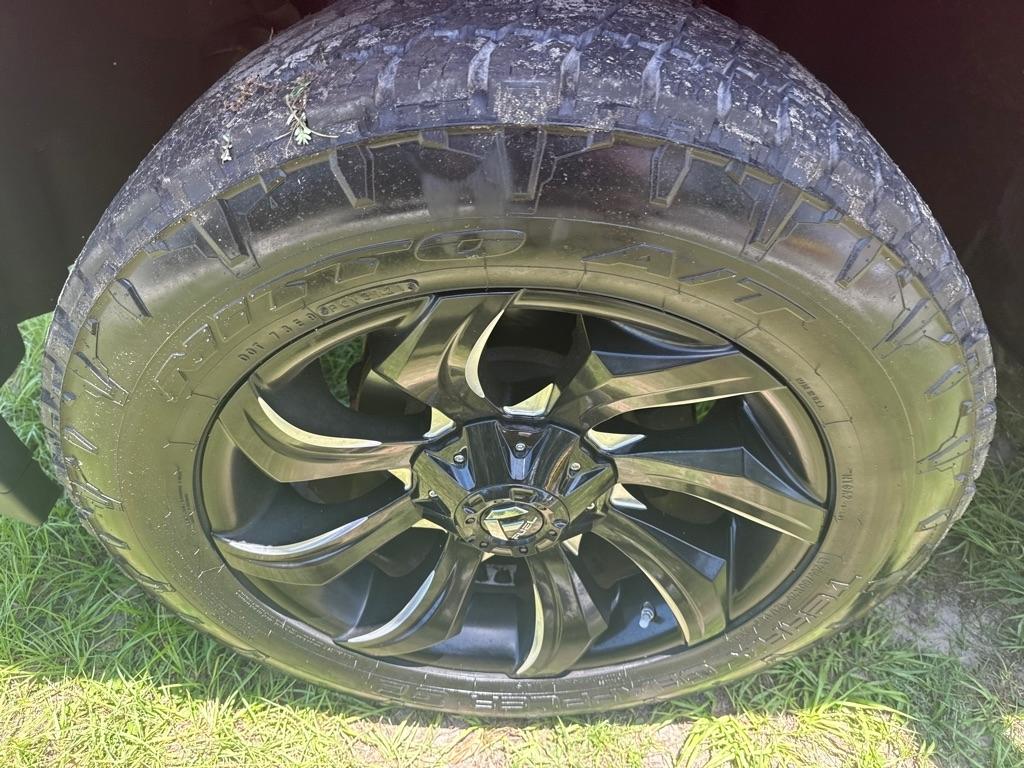 Chevrolet Silverado 1500 4WD Crew Cab 143.5" LT w/2LT 2018
