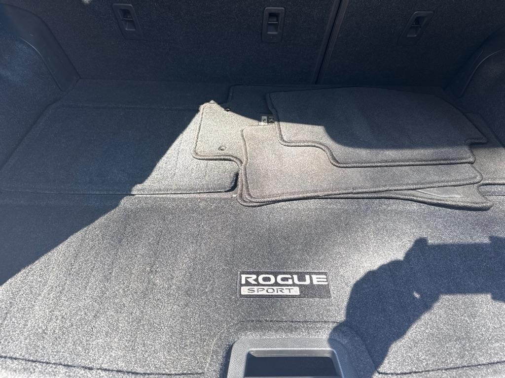 Nissan Rogue Sport FWD SL 2020
