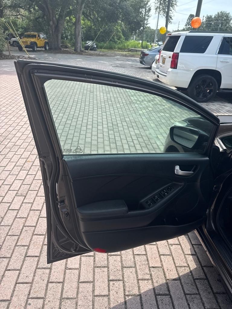 Kia Forte LX Manual 2018