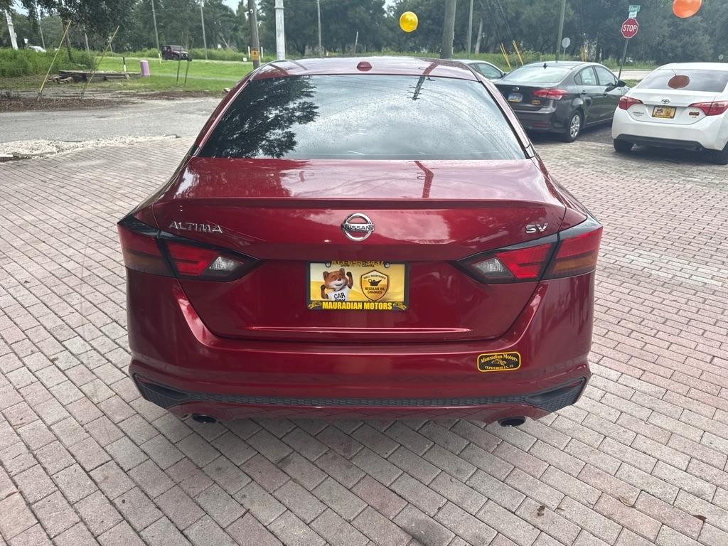 Nissan Altima 2.5 SV Sedan 2019