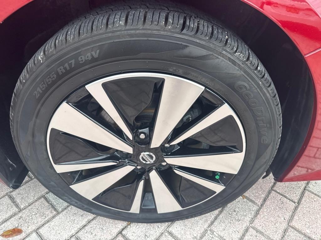 Nissan Altima 2.5 SV Sedan 2019