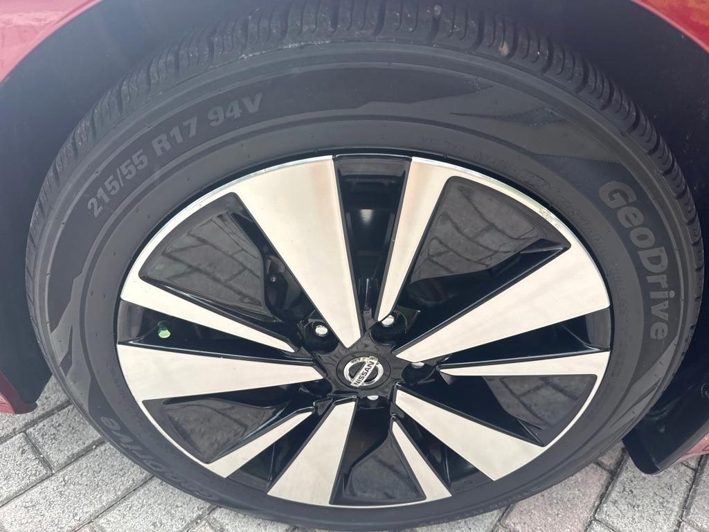 Nissan Altima 2.5 SV Sedan 2019