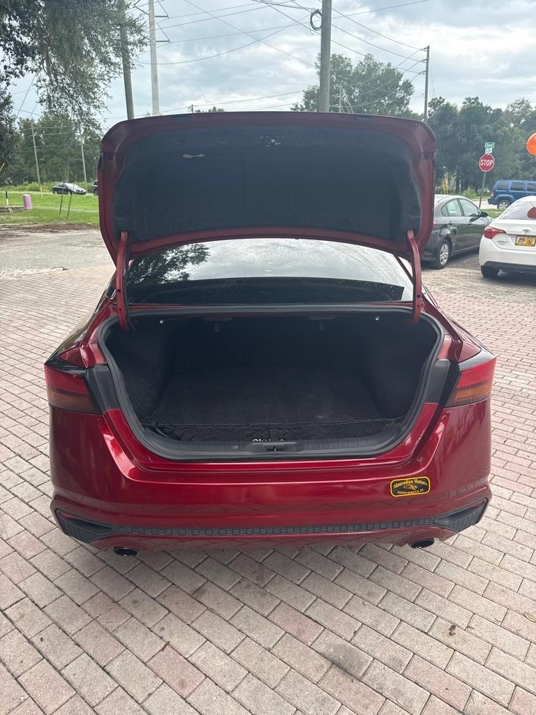 Nissan Altima 2.5 SV Sedan 2019