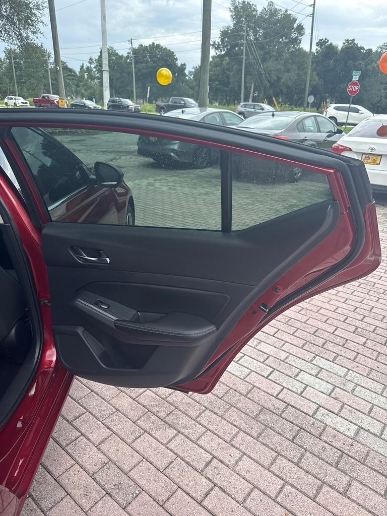 Nissan Altima 2.5 SV Sedan 2019
