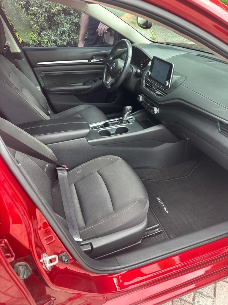 Nissan Altima 2.5 SV Sedan 2019