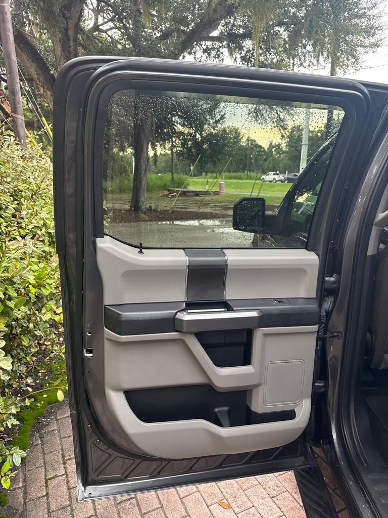 Ford F-150 XL 2WD SuperCrew 5.5' Box 2019