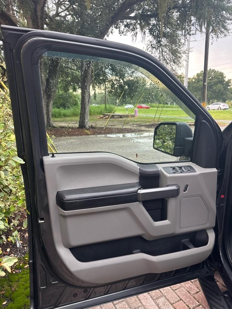 Ford F-150 XL 2WD SuperCrew 5.5' Box 2019