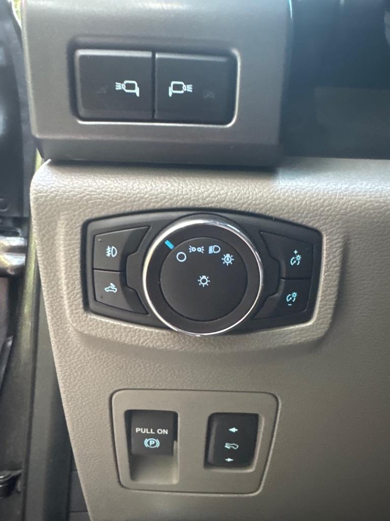 Ford F-150 XL 2WD SuperCrew 5.5' Box 2018