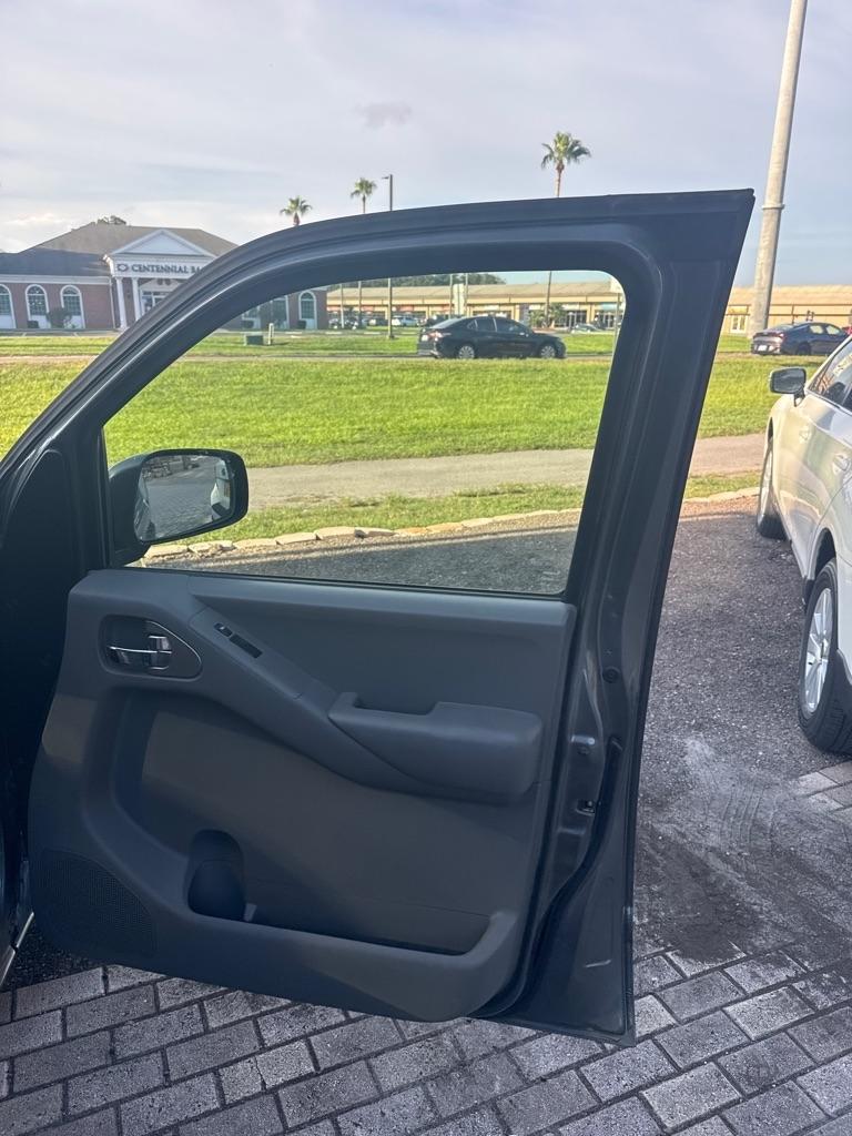 Nissan Frontier SE Crew Cab V6 Auto 2WD 2006