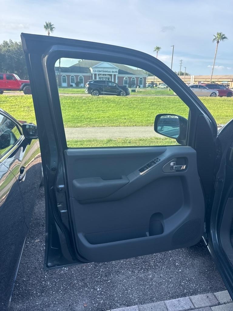 Nissan Frontier SE Crew Cab V6 Auto 2WD 2006