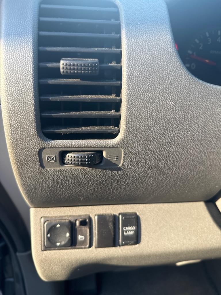 Nissan Frontier SE Crew Cab V6 Auto 2WD 2006