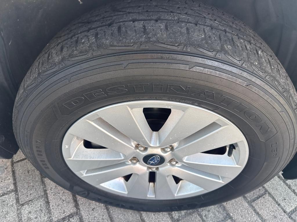 Subaru Outback 4dr Wgn 2.5i Premium PZEV 2016