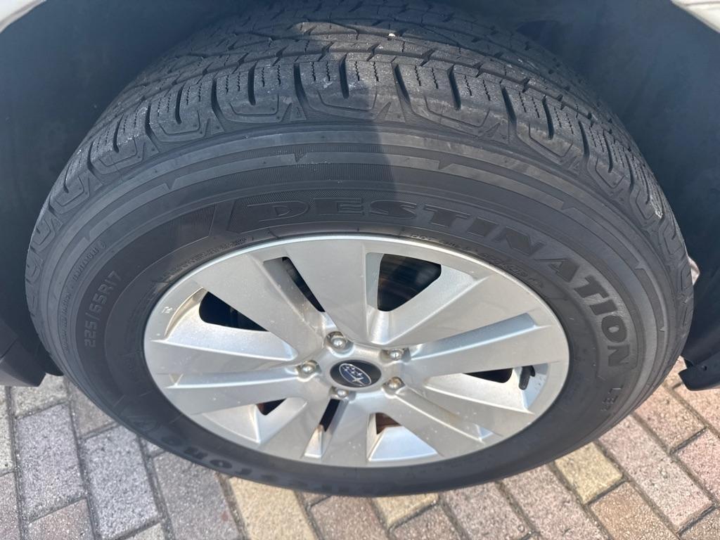 Subaru Outback 4dr Wgn 2.5i Premium PZEV 2016