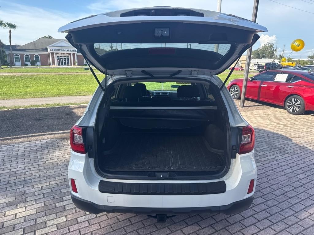 Subaru Outback 4dr Wgn 2.5i Premium PZEV 2016
