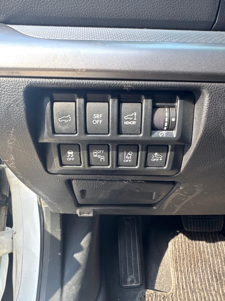 Subaru Outback 4dr Wgn 2.5i Premium PZEV 2016
