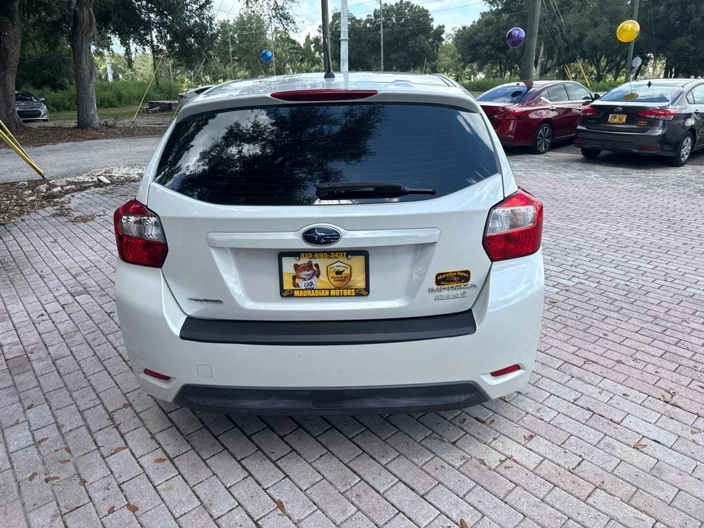 Subaru Impreza Wagon 5dr Auto 2.0i Premium 2013