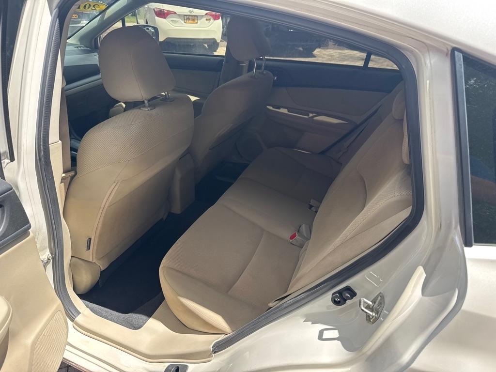 Subaru Impreza Wagon 5dr Auto 2.0i Premium 2013