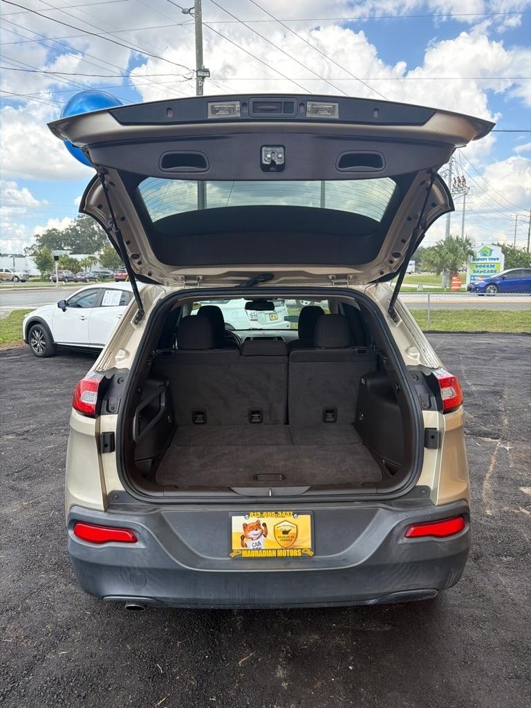 Jeep Cherokee 4WD 4dr Latitude 2014
