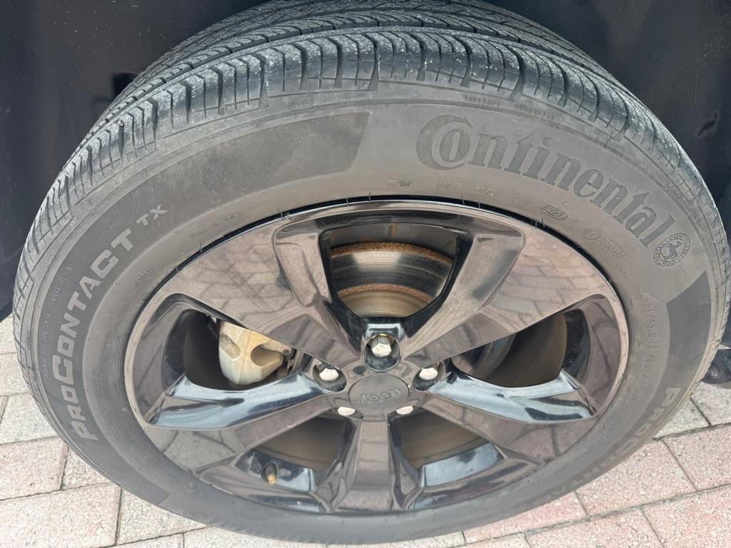 Jeep Cherokee FWD 4dr Latitude Altitude 2015