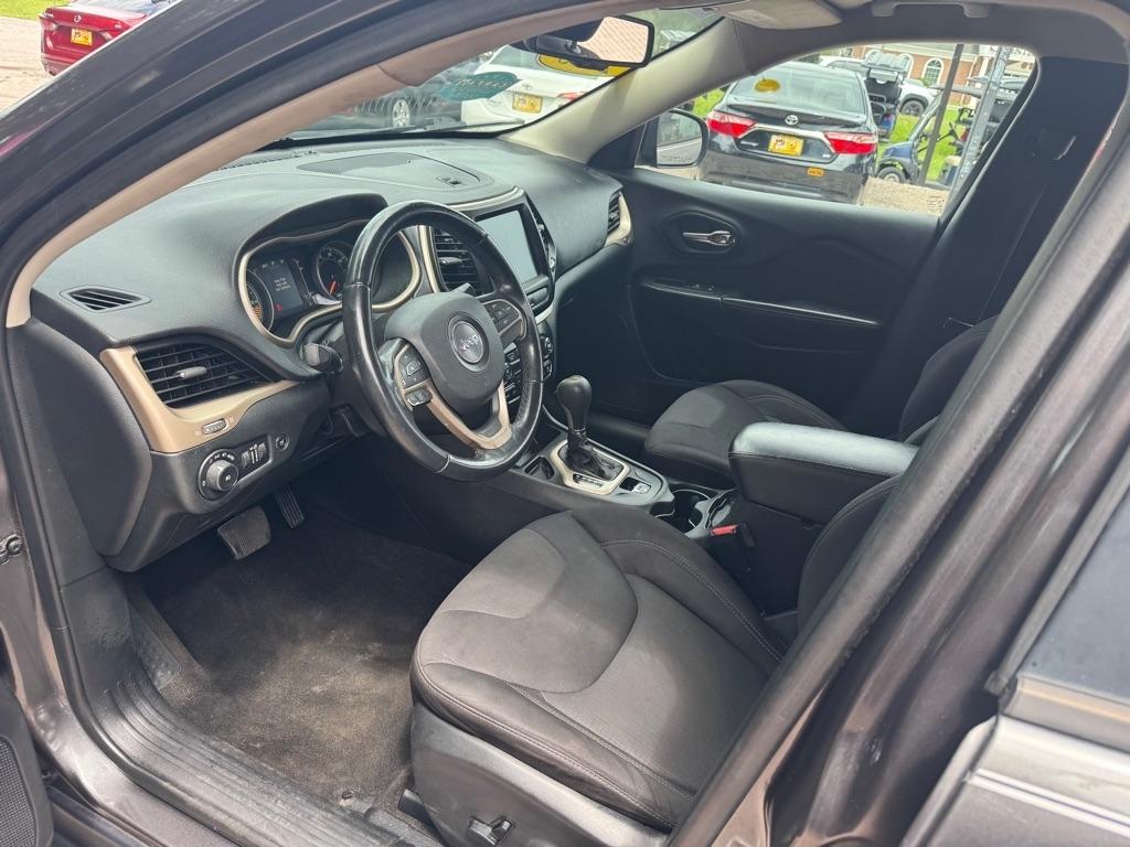 Jeep Cherokee FWD 4dr Latitude Altitude 2015