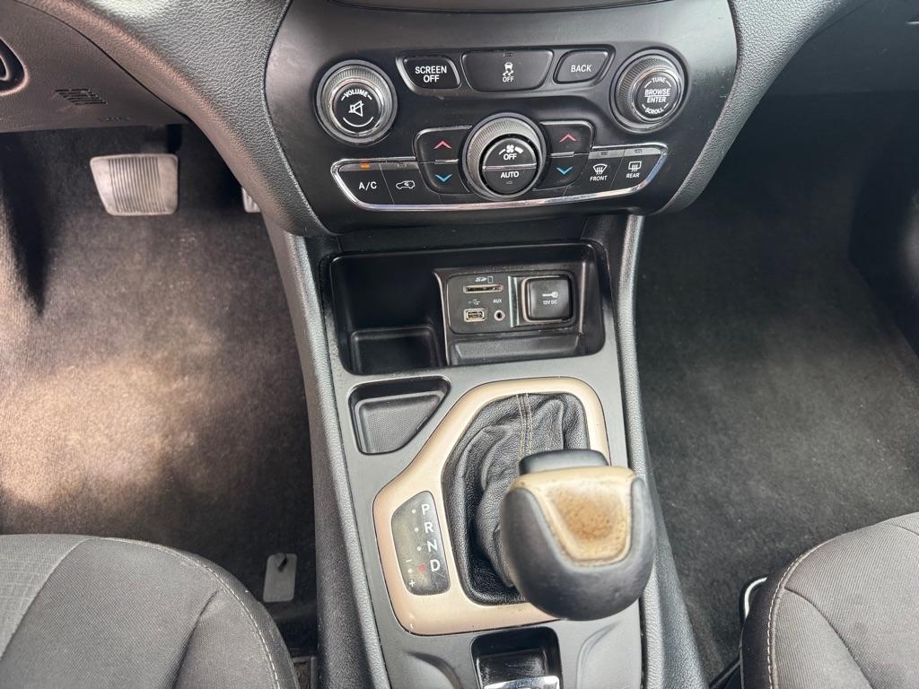 Jeep Cherokee FWD 4dr Latitude Altitude 2015