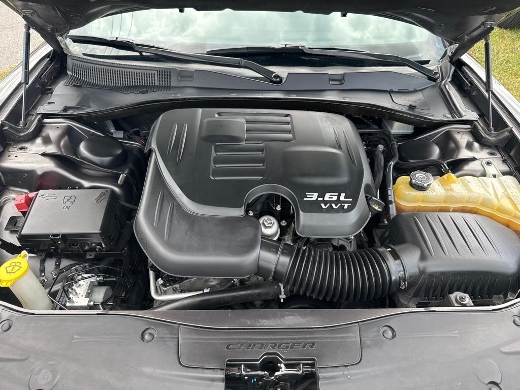 Dodge Charger SXT RWD 2019