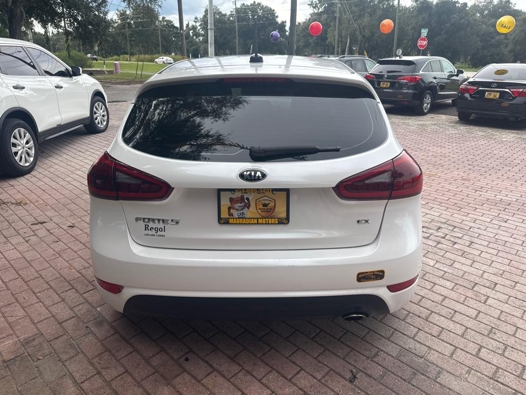Kia Forte5 EX Auto 2017