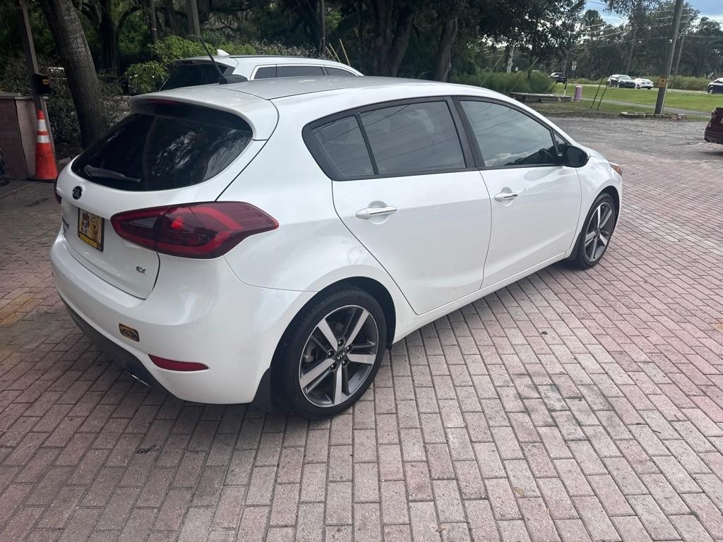 Kia Forte5 EX Auto 2017